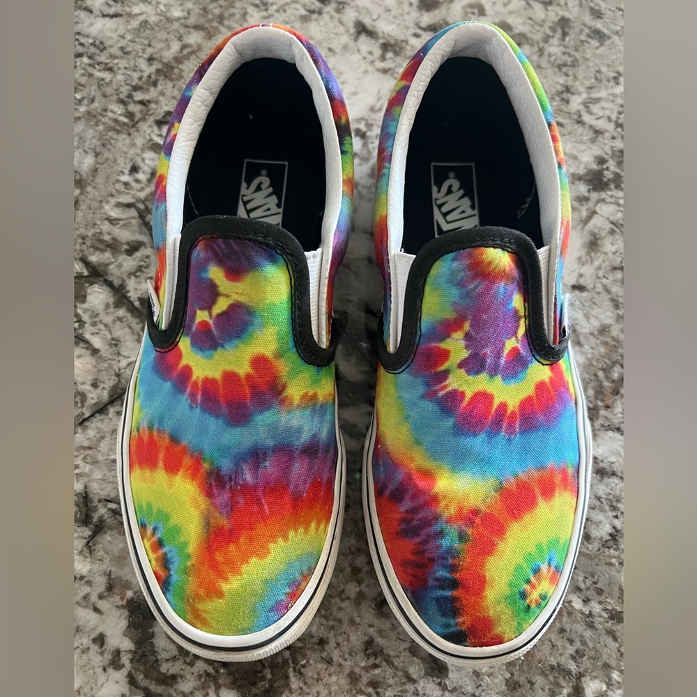 Junior tie dye slip on vans